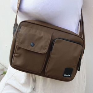 Se alla crossbody väskor