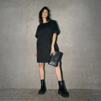 w01_2024_CategorySpot_740x740-festtasker-clutch.jpg