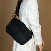 Markberg Crossbody Darla S Monochrome Svart