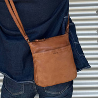 Aura Crossbody Chile Brun