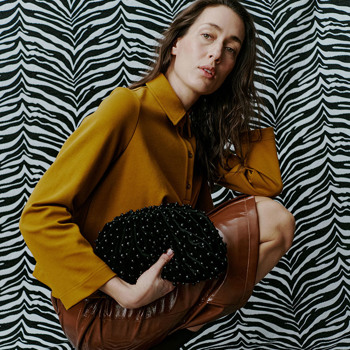 Festtaske. Shop en smuk clutch taske til festen på neye.dk