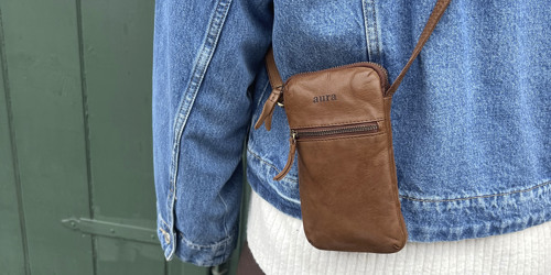 Aura Pari mobiltaske. Stort udvalg af mobiltasker på neye.dk