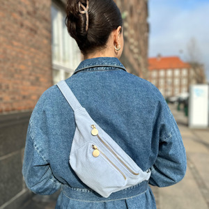 Conmé Bæltetaske Ella XL Blå