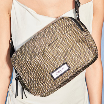 DAY ET crossbody. Stort udvalg af crossover tasker på neye.dk