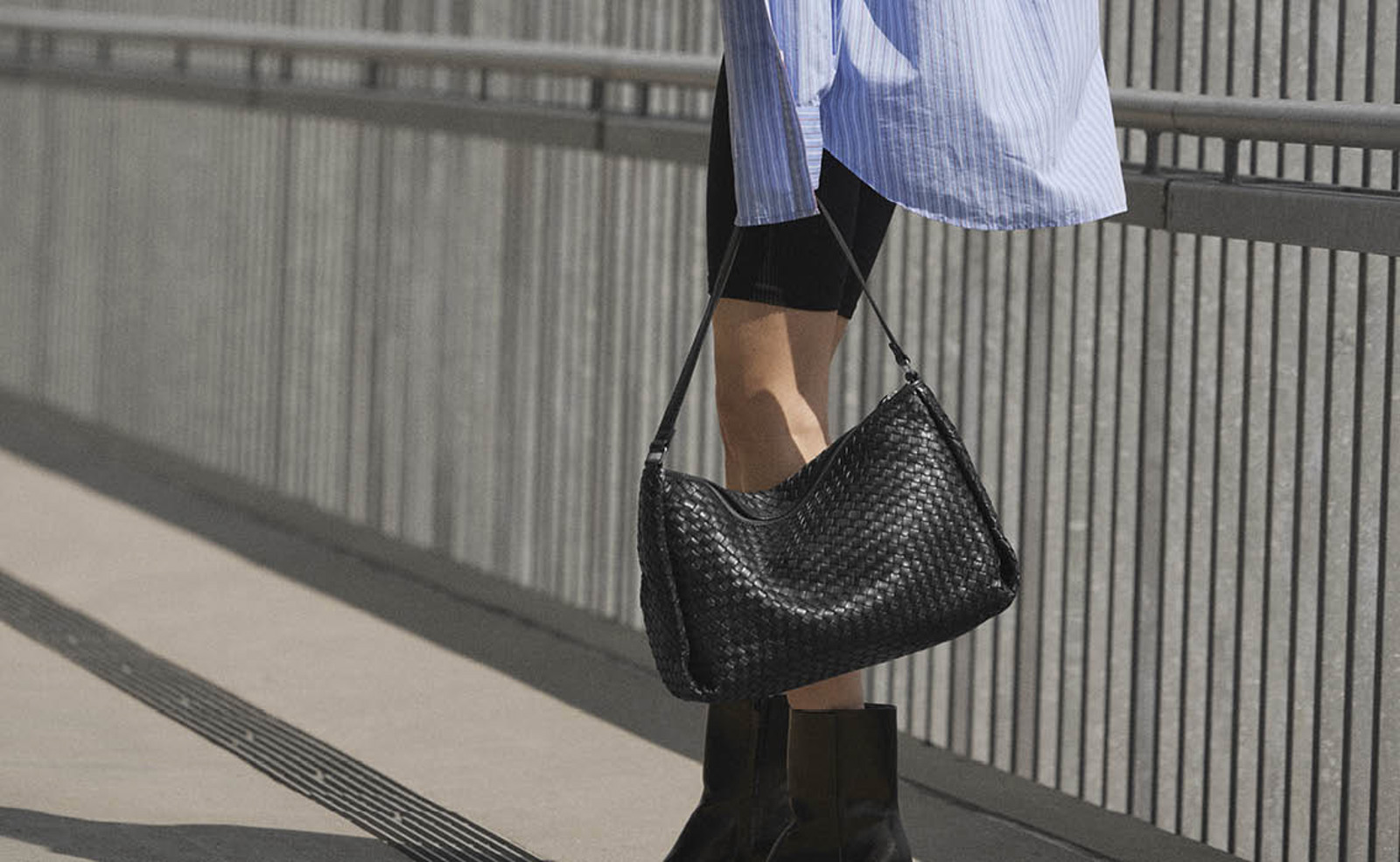 Se nyeste Markberg taske kollektioner på deres brandunivers på neye.dk