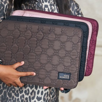 Sofie Schnoor computer sleeves. Se det store udvalg af Sofie Schnoor på neye.dk