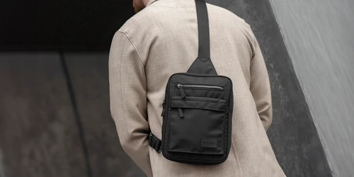 Tyler and Co Derby sling bag. Stort utbud av sling bags på neye.se