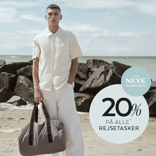 w26_2025_StandardImageBlock_1096x1100-rejsetasker-herre.jpg