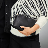 Aura Crossbody Toscana Svart Aura Crossbody Toscana Svart