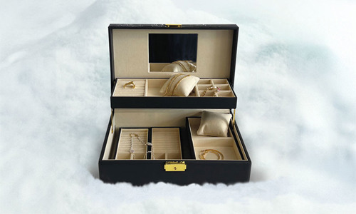 w44_2025_SpotComponentCTA_800x480-jul-accesories-smykkeskrin.jpg w44_2025_SpotComponentCTA_800x480-jul-accesories-smykkeskrin.jpg
