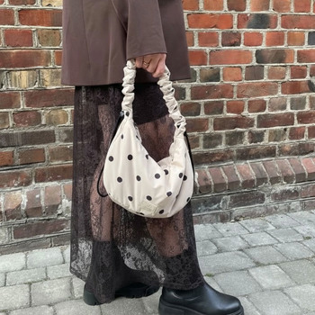 w45_2025_CategorySpot_740x740-jul-håndtaske.jpg w45_2025_CategorySpot_740x740-jul-håndtaske.jpg