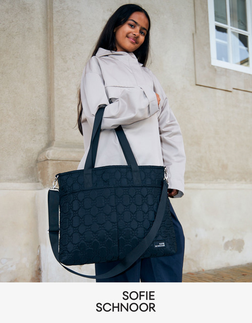 w22_2026_StandardImageBlock3_1096x1400-brands-tasker-børn-sofie-schnoor.jpg